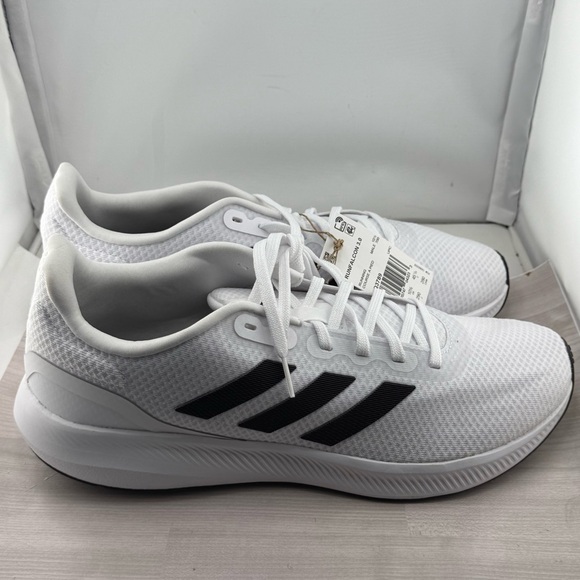 Adidas White and Black Athletic Performance Shoes - Picture 1 of 6